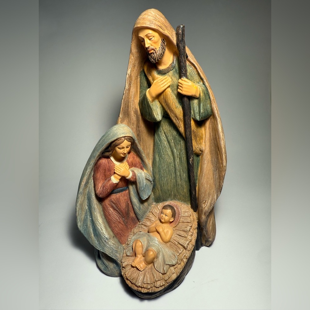 Nativity Scene Figurine Set